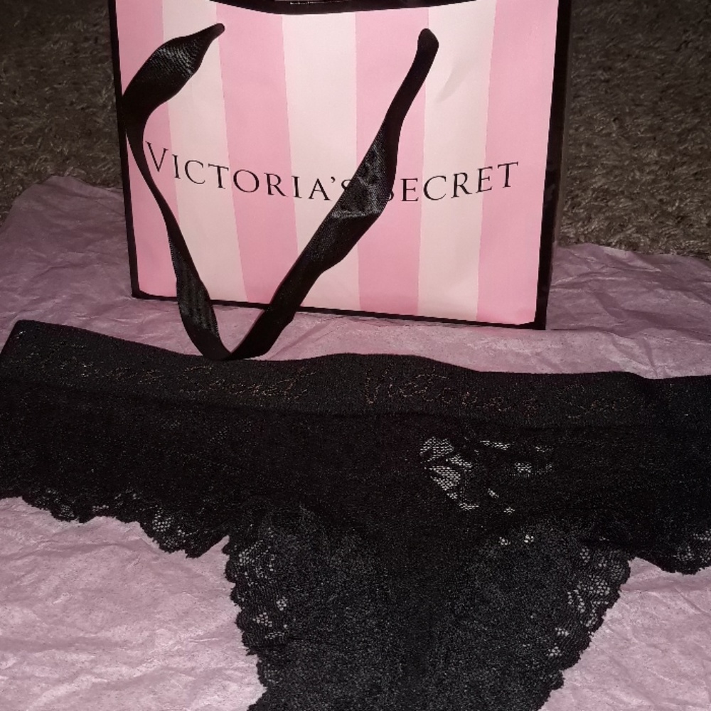 🔥Victoria secret cheeky underwear😮 final price😮